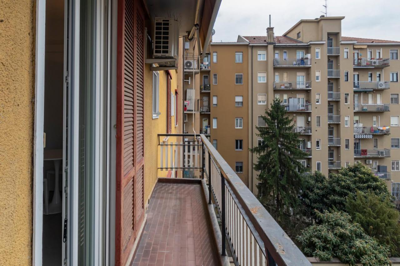 ミラノCosy 1 Bed Flat With Terraceアパートメント エクステリア 写真