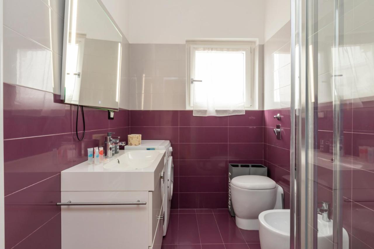 ミラノCosy 1 Bed Flat With Terraceアパートメント エクステリア 写真
