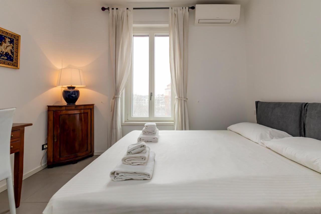 ミラノCosy 1 Bed Flat With Terraceアパートメント エクステリア 写真